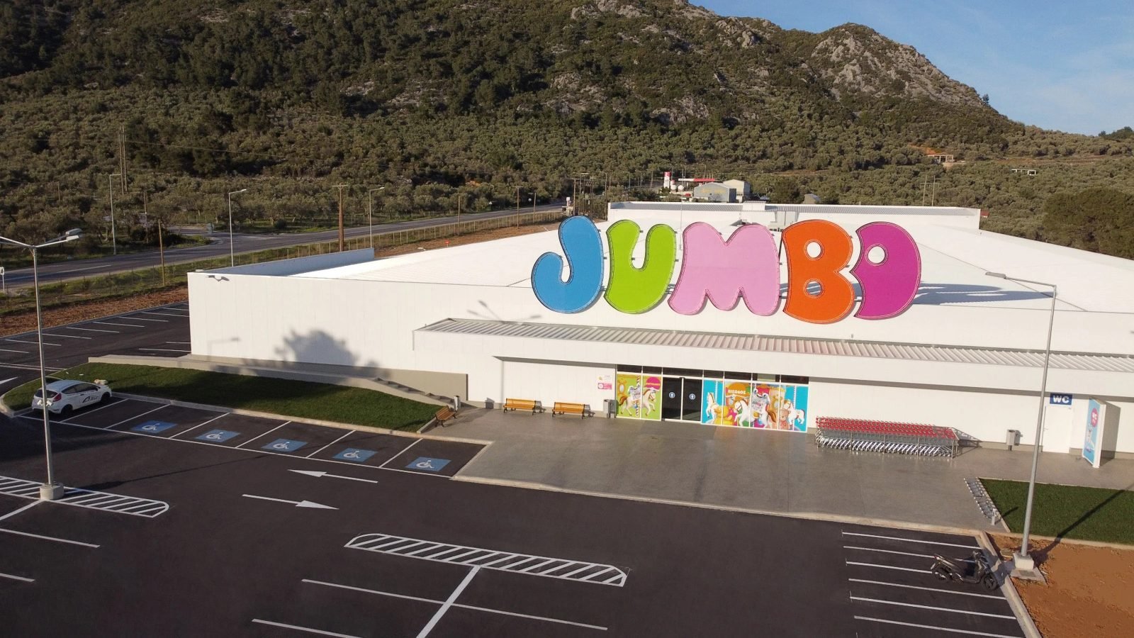 JUMBO store Lesvos — facade with sign